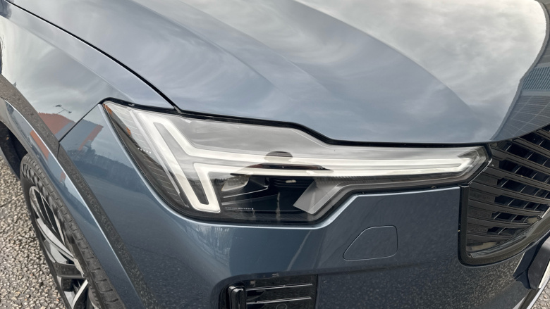 Volvo XC90 2.0 T8 PHEV Plus Dark 5dr AWD Geartronic Estate